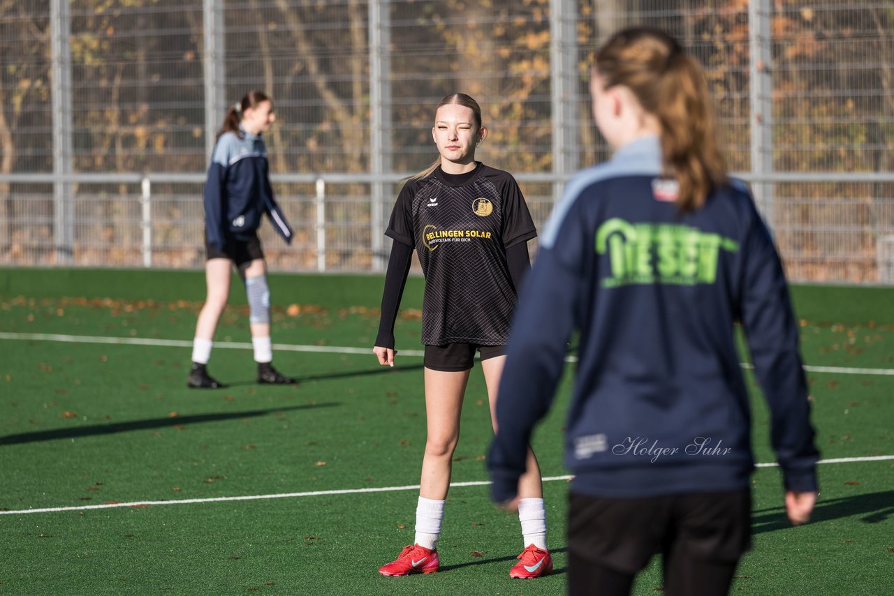 Bild 58 - wBJ VfL Pinneberg2 - Eimsbuttler TV 3 : Ergebnis: 5:0